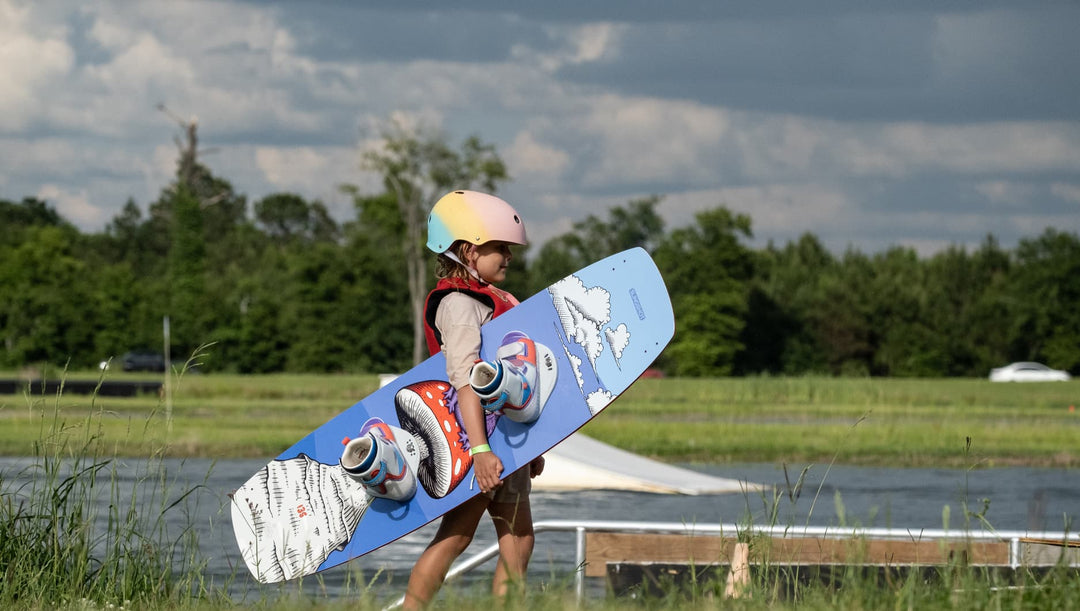 Slingshot Kids Wakeboard The Grom Mob