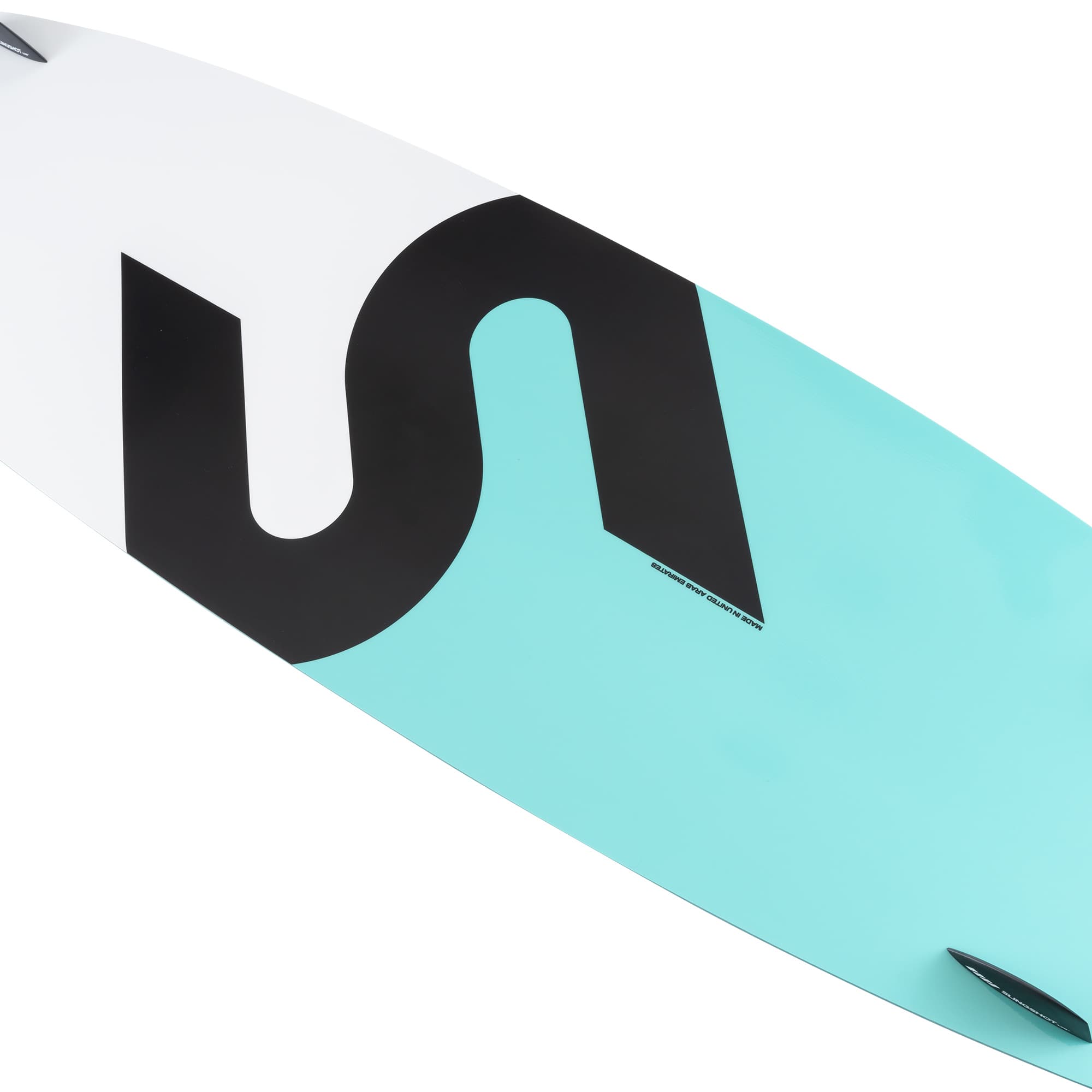Slingshot Crisis V4 | Kiteboard Twin Tip – Slingshot Sports