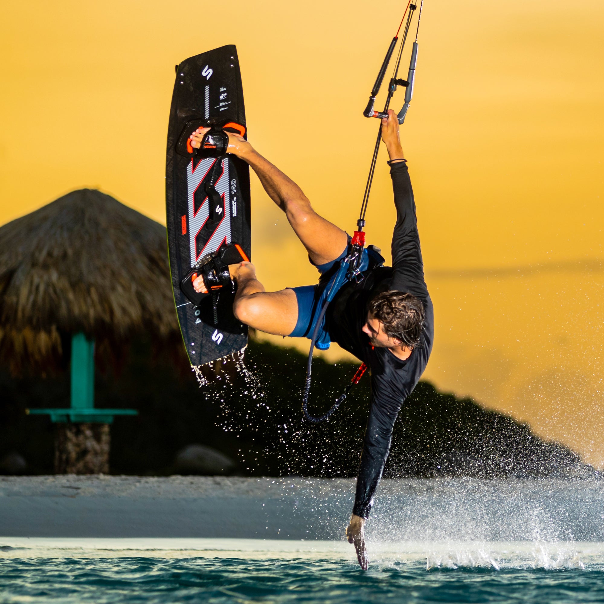 Slingshot Formula V4 | Kiteboard Twin Tip