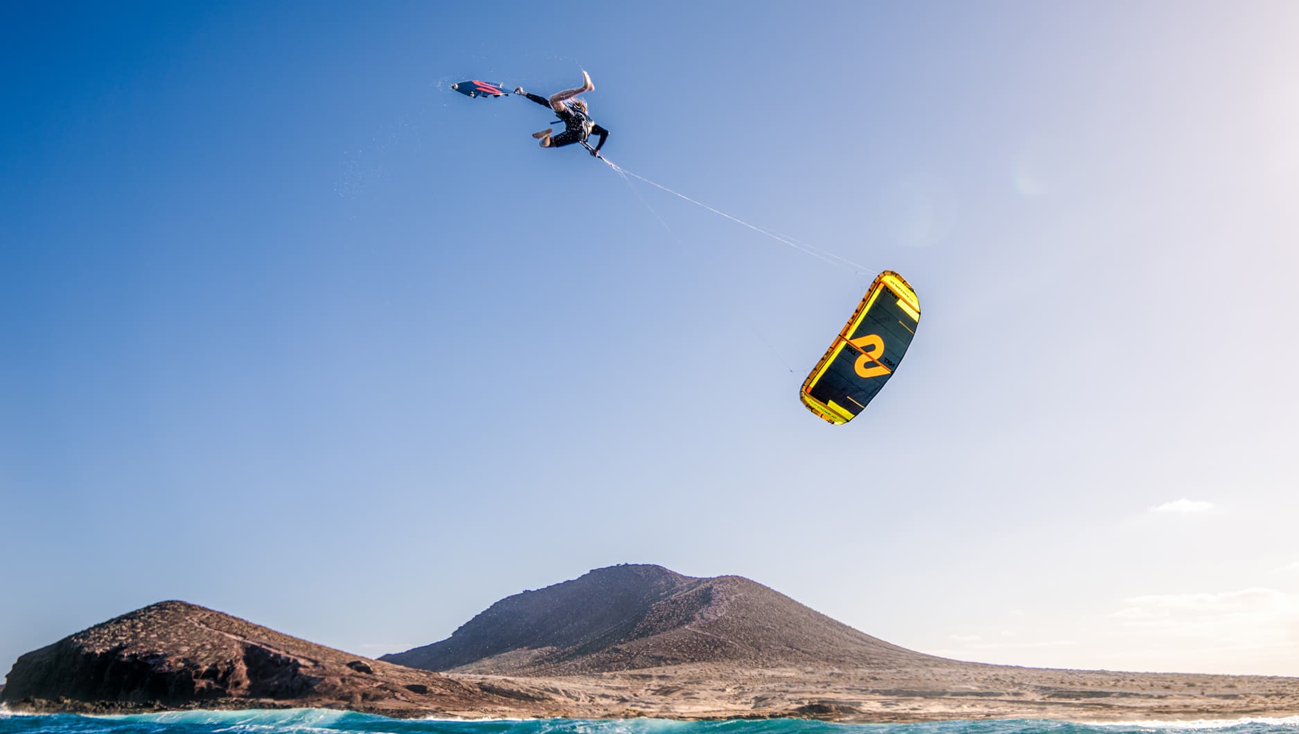Jeremy Burlando on the Big Air Code NXT Kiteboarding Kite | Slingshot Sports
