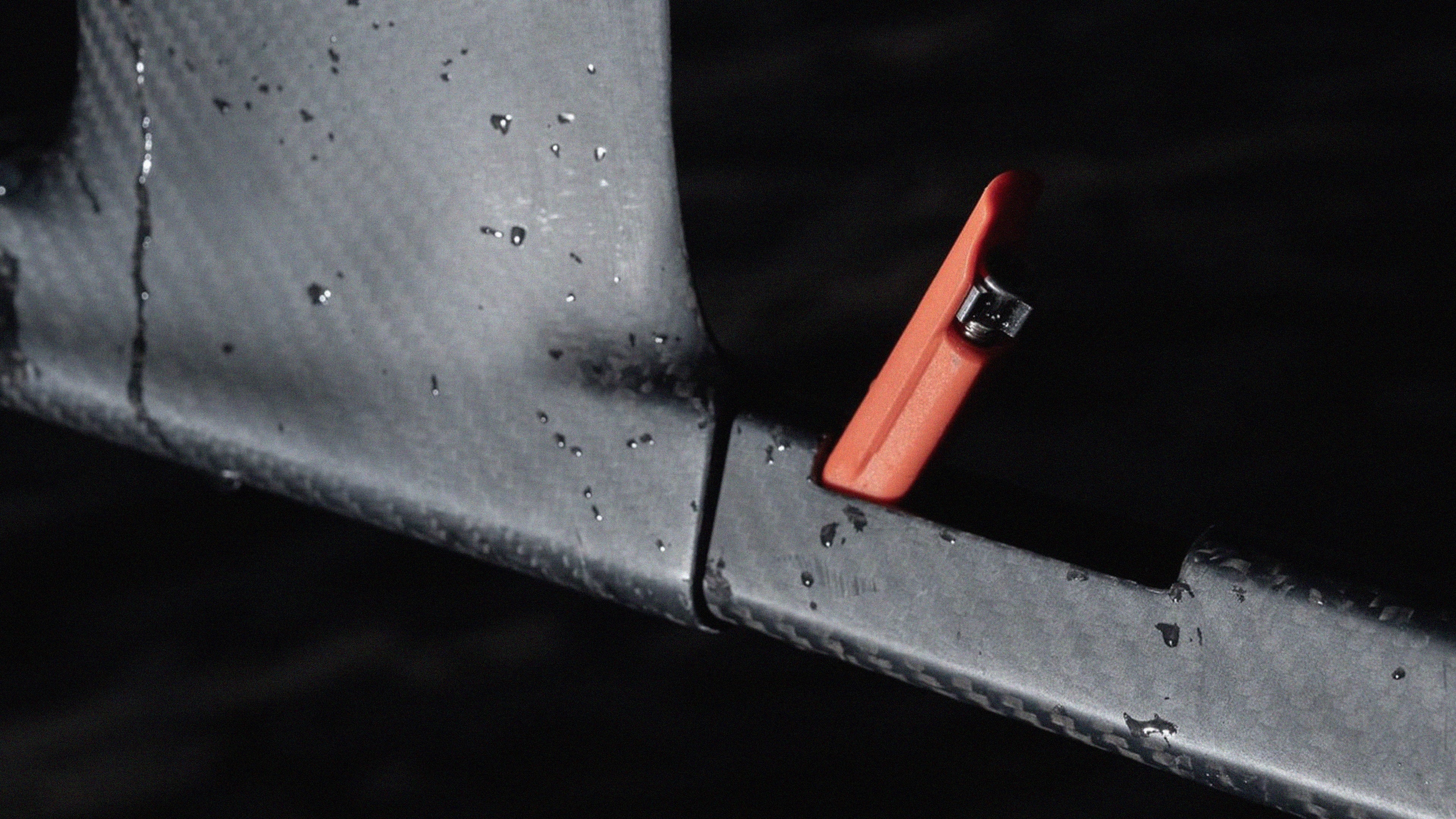 Introducing Slingshot's One-Lock Screwless Foil System