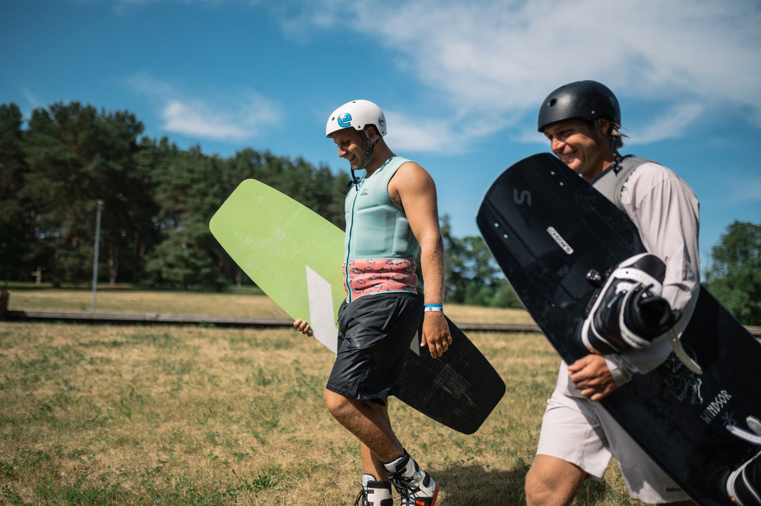 Victor Salmon präsentiert "Plastikdschungel"